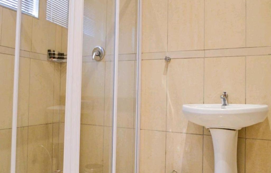 Hotell Orange Tiranë