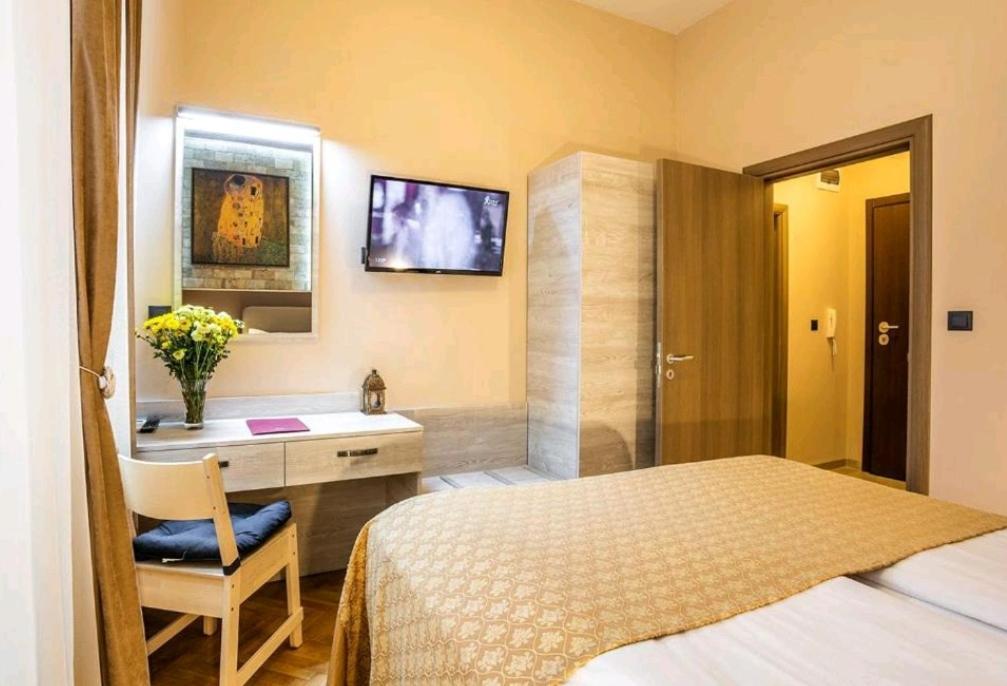 Hotell Orange *